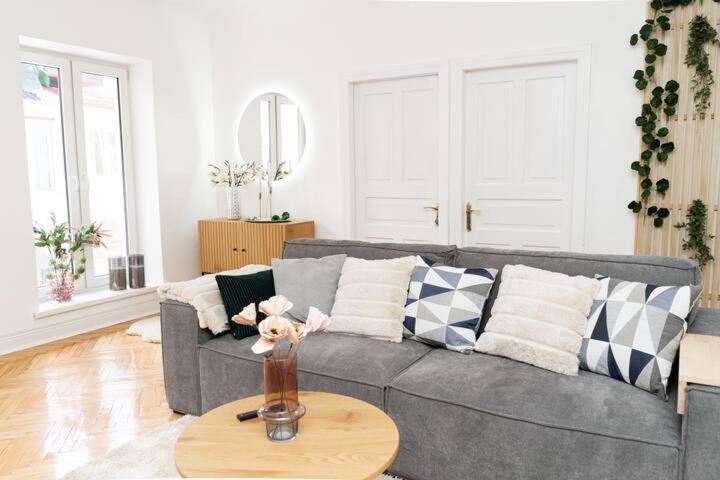 Freedom Apartments In The Heart Of Lviv - Balabana Str And Svoboda Avenue Exterior foto