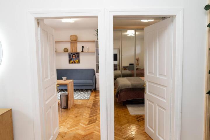 Freedom Apartments In The Heart Of Lviv - Balabana Str And Svoboda Avenue Exterior foto